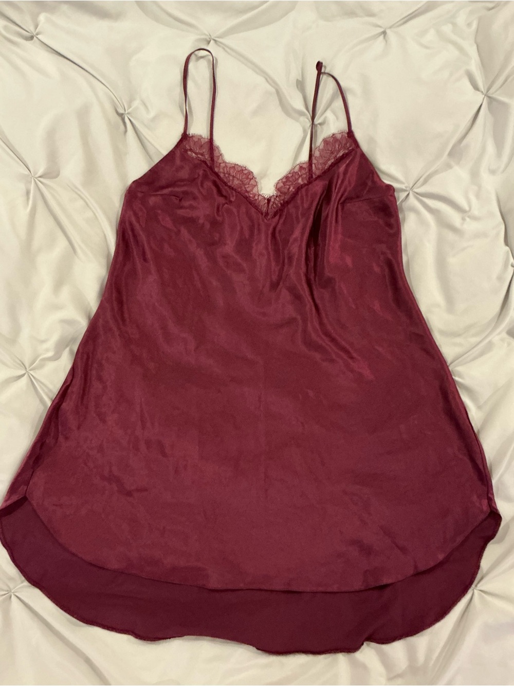 EUC Women’s Victoria’s Secret Burgundy Satin Lace Nightie/Slip - Size XL